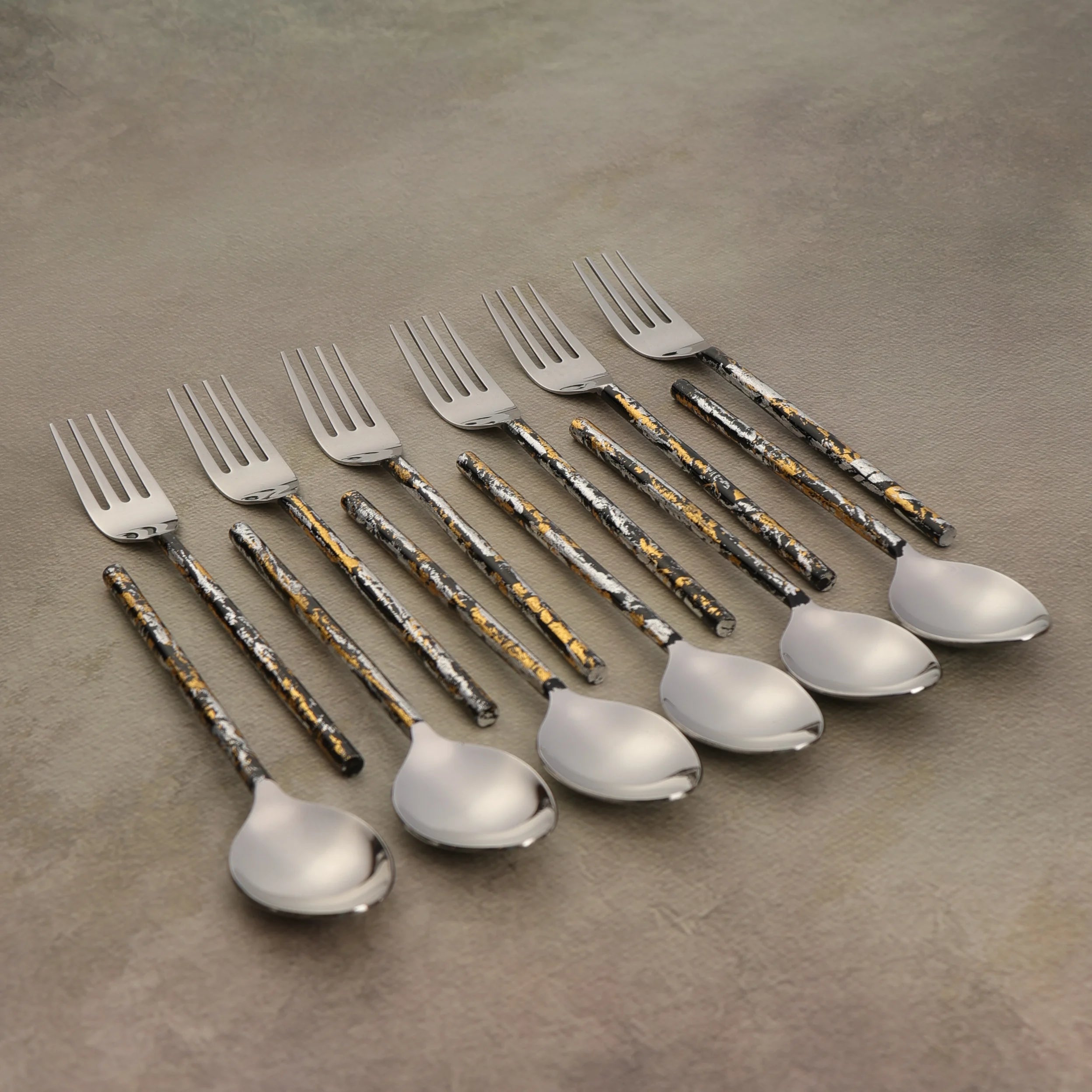 Foil, Dinner Twelve