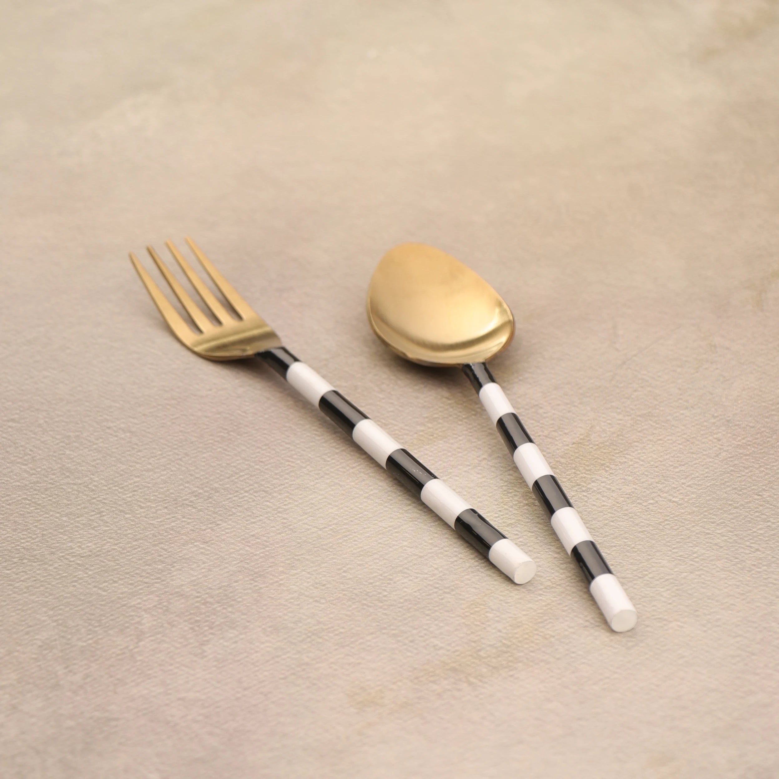 Black & white Gold, Dinner Twelve