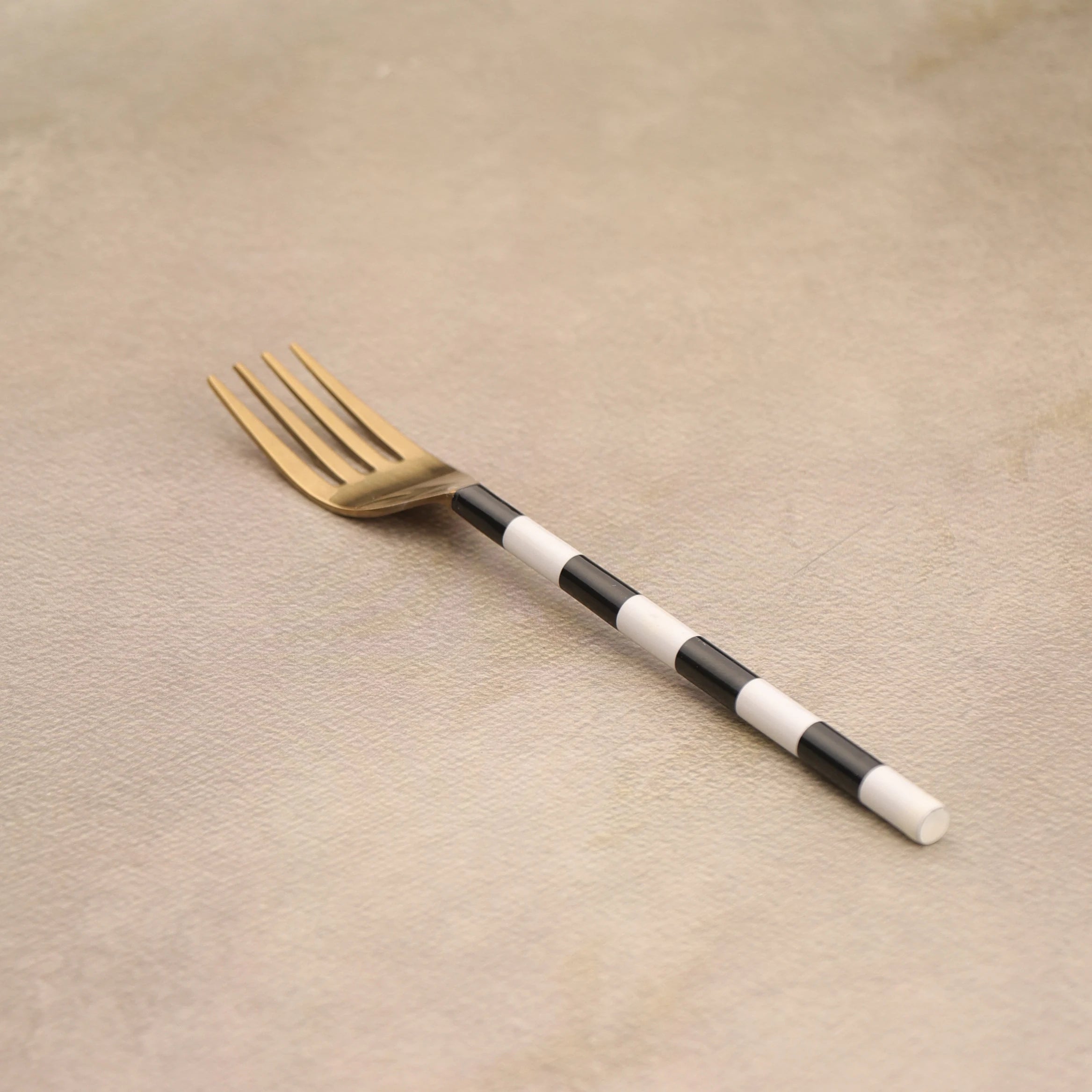 Black & white Gold, Dinner Twelve