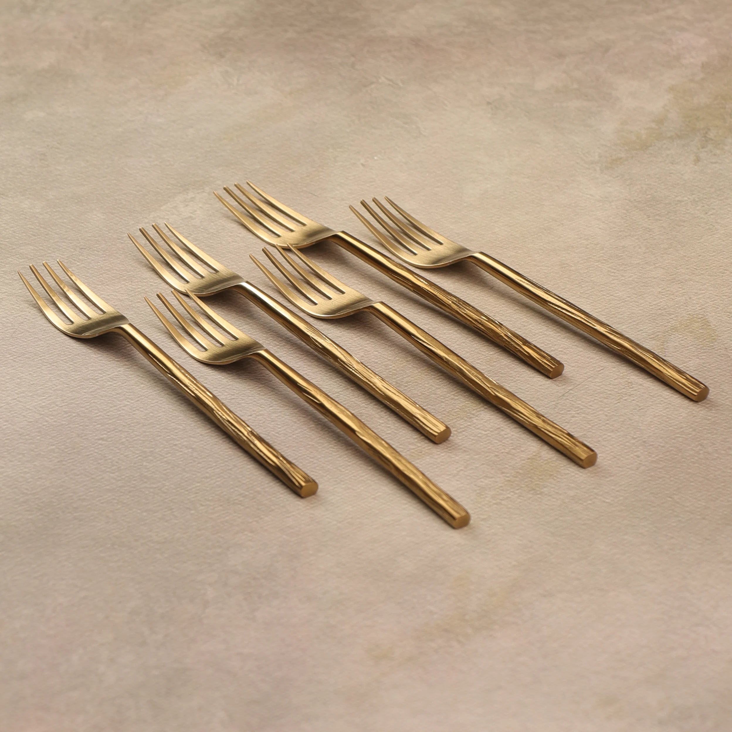 Matte Gold, Dinner twelve
