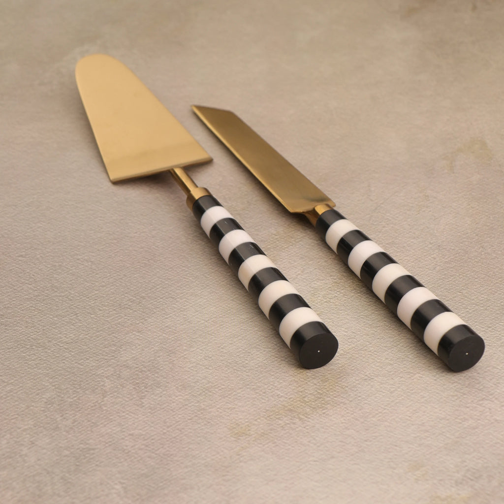 Black & White, Cake set