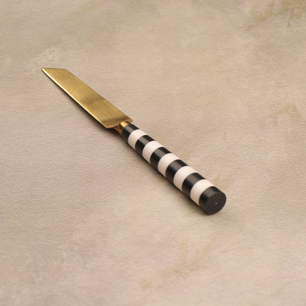Black & White, Cake set