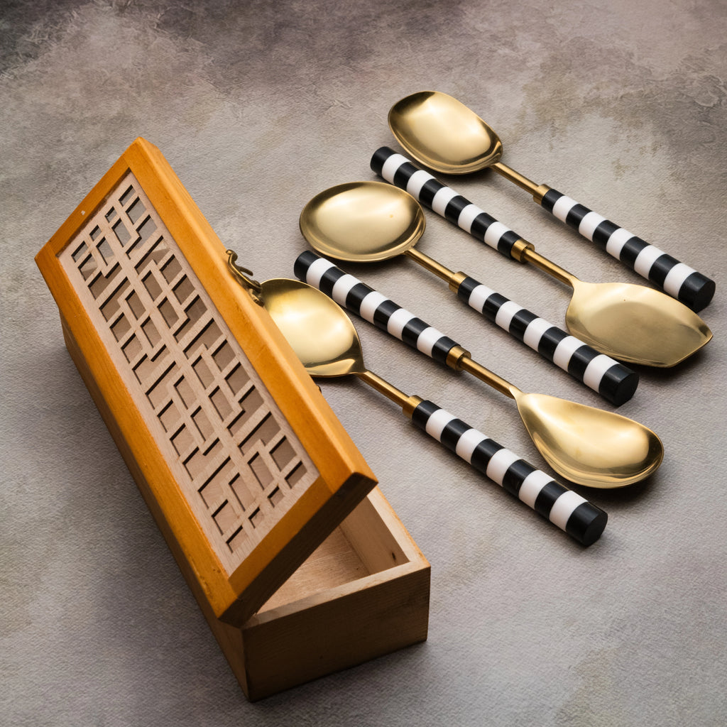 Black and white gold serving spoons set with gift box