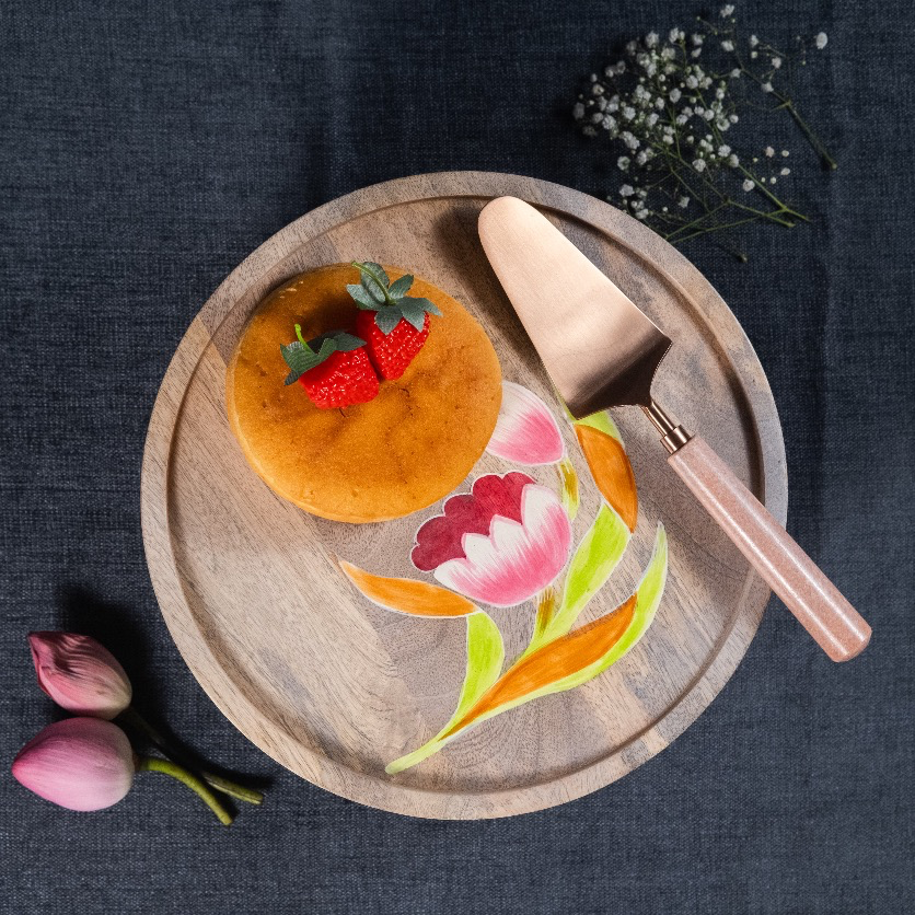 Lotus - Cake Stand