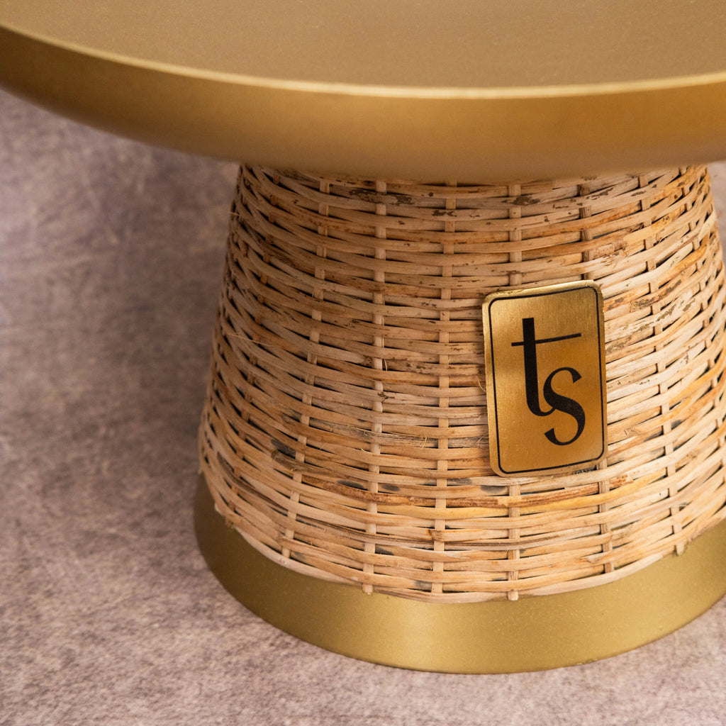 Wicker cake stand cane texture close-up with gold rim
