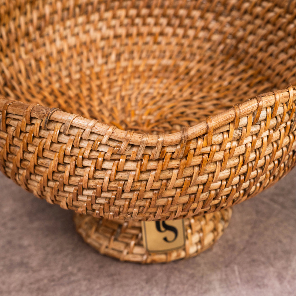 Cane fruit bowl weave close-up with pedestal base
